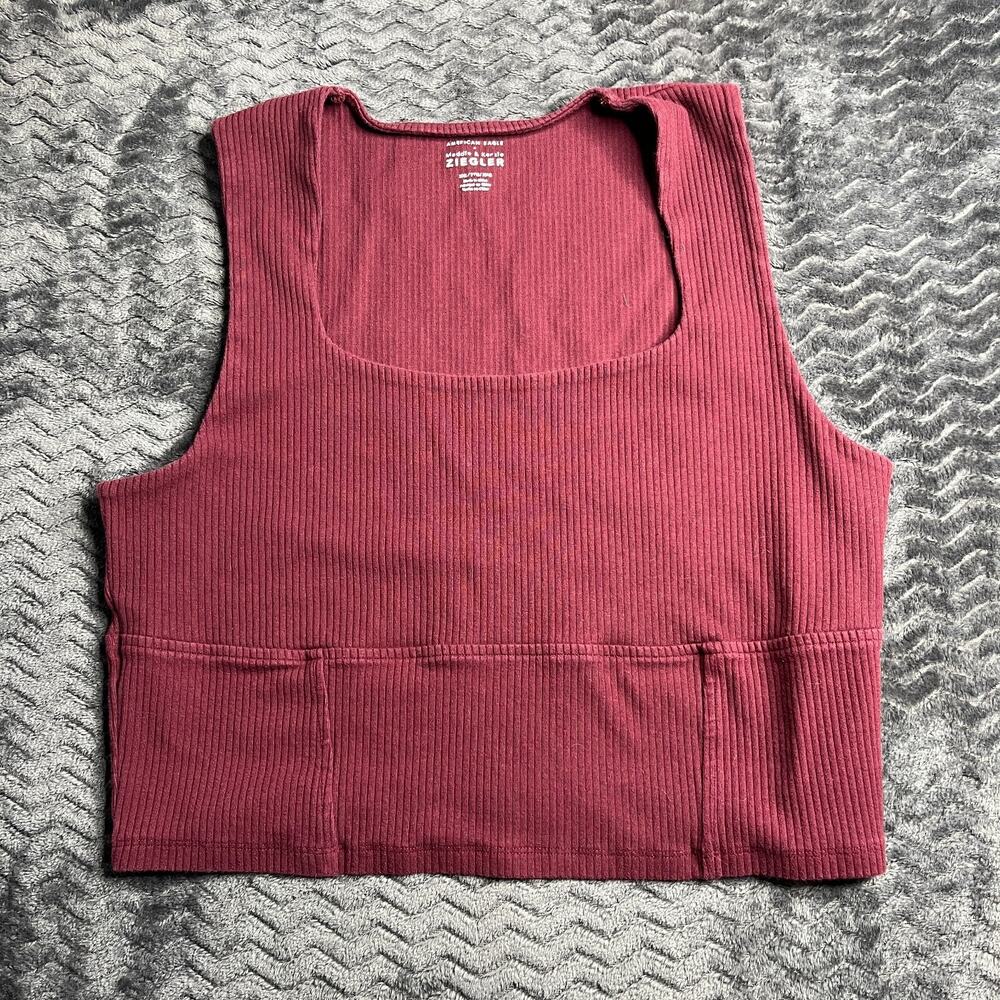 American Eagle Maddie and Kenzie Siegler Ribbed Cropped red Top Size 2XL